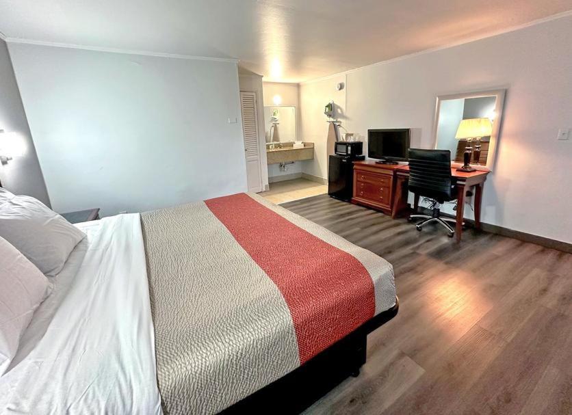 Red Carpet Inn - Stamford Exteriér fotografie